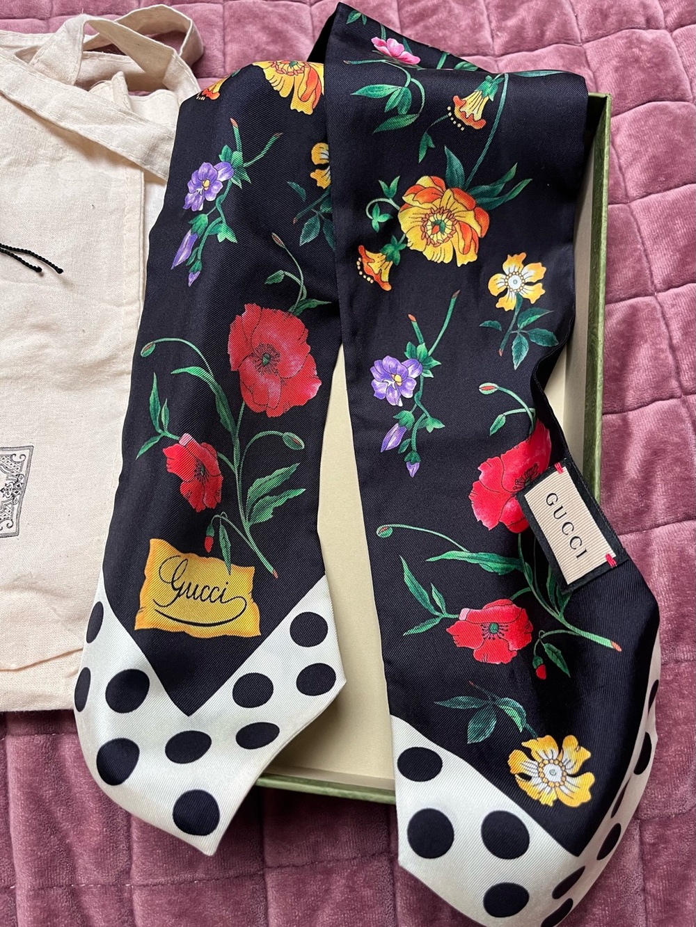Gucci Floral Polka Dot Silk Skinny Scarf Black Red w/ Box Dust Bag Tags
